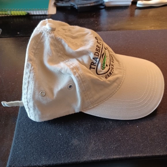 Baseball cap/hat - Picture 7 of 7